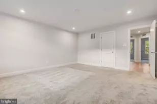 10835 Foxtrot Cir, Upper Marlboro, MD 20772 - Photo 16