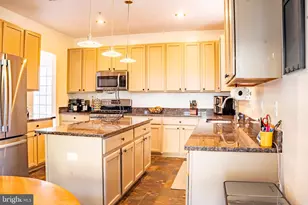 7804 New Ascot Ln, Clinton, MD 20735 - Photo 2