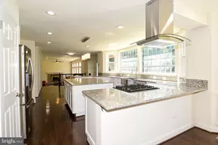 8012 Wingate Dr, Glenn Dale, MD 20769 - Photo 2