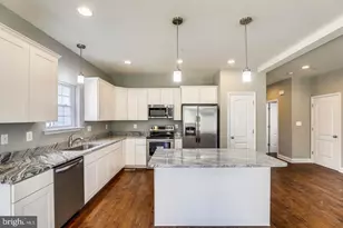 16203 Pennsbury Dr, Bowie, MD 20716 - Photo 4