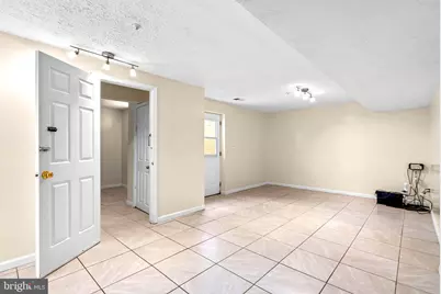 8913 Tonbridge Terrace, Hyattsville, MD 20783 - Photo 32