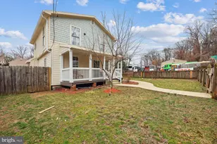 501 67th Pl, Capitol Heights, MD 20743 - Photo 2