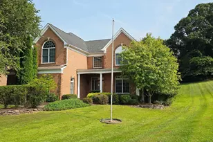 4204 Rolling Paddock Dr, Upper Marlboro, MD 20772 - Photo 1