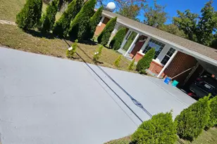 2714 Rose Valley Dr, Fort Washington, MD 20744 - Photo 2