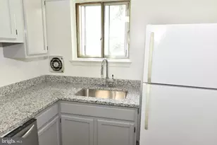 11326 Cherry Hill Rd, Beltsville, MD 20705 - Photo 6