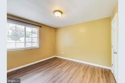 908 E Meadows Court, Oxon Hill, MD 20745 - Photo 16
