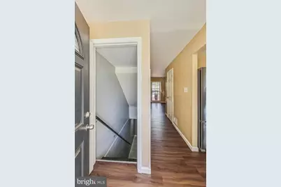 908 E Meadows Court, Oxon Hill, MD 20745 - Photo 4