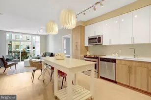 145 Riverhaven Dr, Oxon Hill, MD 20745 - Photo 10