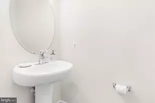 10706 Eastland Cir, Upper Marlboro, MD 20772 - Photo 10