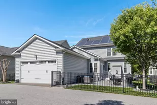 402 Esterville Ln, Upper Marlboro, MD 20774 - Photo 70