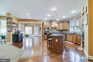 402 Esterville Ln, Upper Marlboro, MD 20774 - Photo 8