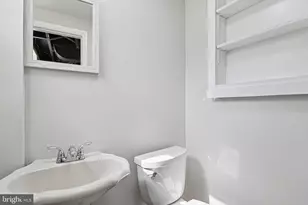 423 St Margarets Dr, Capitol Heights, MD 20743 - Photo 34