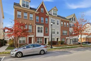 12710 Rustic Rock Ln, Beltsville, MD 20705 - Photo 2