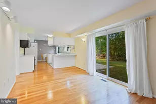 12210 Valerie Ln, Laurel, MD 20708 - Photo 12