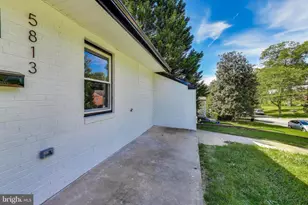 5813 Dewey St, Landover, MD 20785 - Photo 32