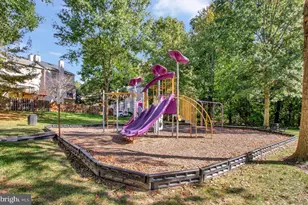 3925 Elite St, Bowie, MD 20716 - Photo 32