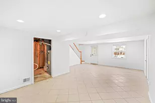 6903 Fawncrest Dr, Capitol Heights, MD 20743 - Photo 6