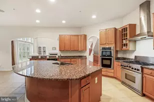 13309 Big Cedar Ln, Bowie, MD 20720 - Photo 20