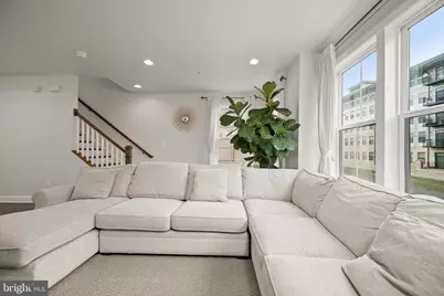 6637 Rhode Island Avenue, Riverdale, MD 20737 - Photo 14