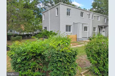 21 Ridge Road, Greenbelt, MD 20770 - Photo 2