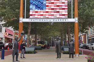 5102 Glassmanor Dr, Oxon Hill, MD 20745 - Photo 30