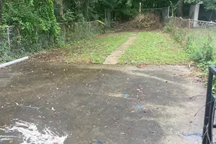 5102 Glassmanor Dr, Oxon Hill, MD 20745 - Photo 28