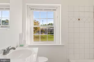 83 Watkins Park Dr, Upper Marlboro, MD 20774 - Photo 12