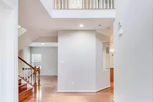 2403 Lake Forest Dr, Upper Marlboro, MD 20774 - Photo 4