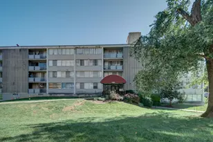 1822 Metzerott Rd, Hyattsville, MD 20783 - Photo 2