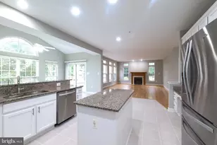 7709 Killbarron Dr, Laurel, MD 20707 - Photo 52