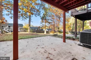 8232 Dellwood Ct, Lanham, MD 20706 - Photo 34