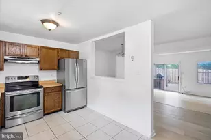 5717 Falkland Pl, Capitol Heights, MD 20743 - Photo 4