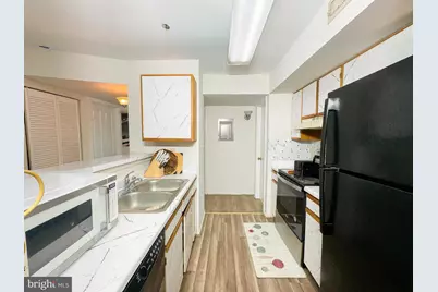 13560 Lord Sterling Place #9-4, Upper Marlboro, MD 20772 - Photo 4