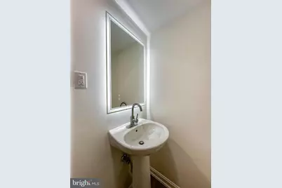 2208 Columbia Place, Landover, MD 20785 - Photo 8