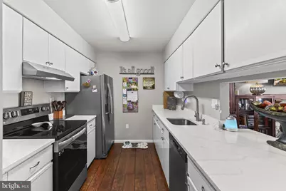 7914 Chapel Cove Drive, Laurel, MD 20707 - Photo 8