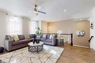 3807 Pentland Hills Dr, Upper Marlboro, MD 20774 - Photo 2