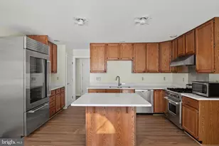 13808 Pleasant View Dr, Bowie, MD 20720 - Photo 14