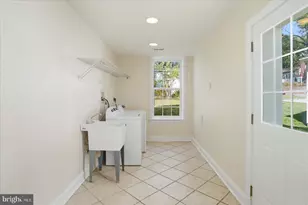 9410 52nd Ave, College Park, MD 20740 - Photo 20