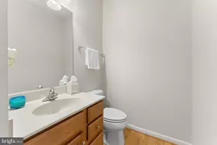 602 Overlook Park Dr, National Harbor, MD 20745 - Photo 8