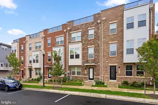 2815 Battersea Lake Loop, Hyattsville, MD 20782 - Photo 2