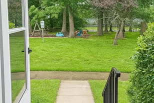 6924 Woodstream Ln, Lanham, MD 20706 - Photo 2