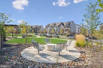 3405 Whippitt Way, Hyattsville, MD 20782 - Photo 32