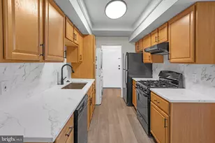 10239 Prince Pl, Upper Marlboro, MD 20774 - Photo 12