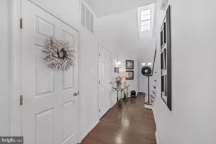 2157 Vittoria Ct, Bowie, MD 20721 - Photo 2