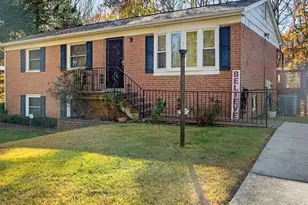 3907 Bishopmill Pl, Upper Marlboro, MD 20772 - Photo 2