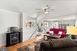 3907 Bishopmill Pl, Upper Marlboro, MD 20772 - Photo 4