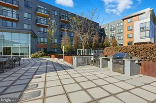 145 Riverhaven Dr, Oxon Hill, MD 20745 - Photo 32