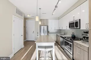 145 Riverhaven Dr, Oxon Hill, MD 20745 - Photo 1