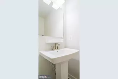 2828 Arts Vista Boulevard, Suitland, MD 20746 - Photo 8