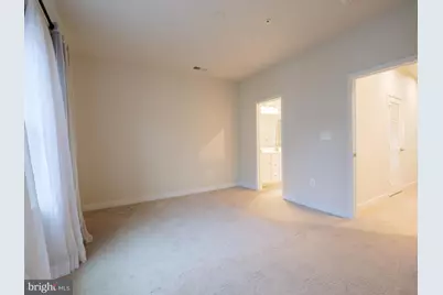 2828 Arts Vista Boulevard, Suitland, MD 20746 - Photo 22